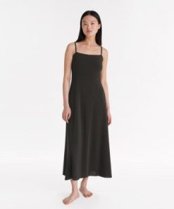 Praguevogue.shopa9d2060e44 1