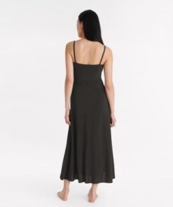 Praguevogue.shopa9d2060e44 2