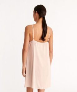 Praguevogue.shopb1ef7470e1 2