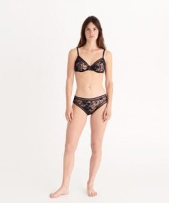 Praguevogue.shopbd84b96fce 2