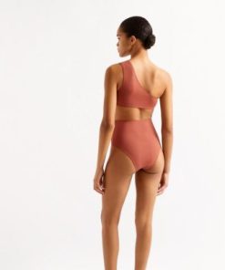 Praguevogue.shopc048bb0730 3
