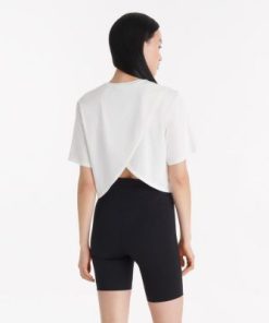 Praguevogue.shopc0b490e662 2