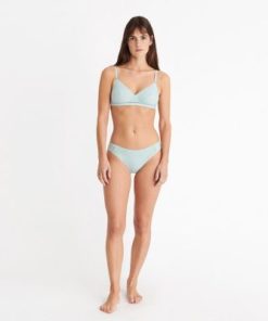 Praguevogue.shopc34e3cca7f 2