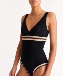 Praguevogue.shopc571079d00 3