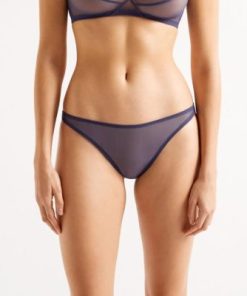 Praguevogue.shopcbda45ead5 1