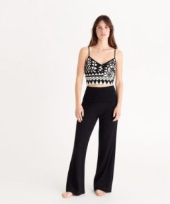 Praguevogue.shopcbe150996b 2