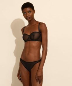 Praguevogue.shopcd272421df 2