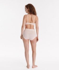 Praguevogue.shopd11624d40d 3