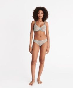 Praguevogue.shope04f21b592 2