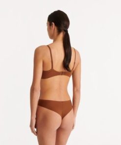 Praguevogue.shope252d93c7a 3