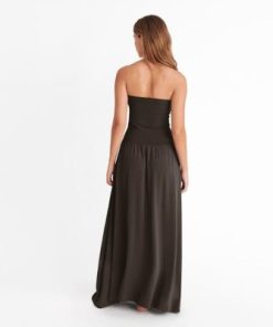 Praguevogue.shope531123bda 2