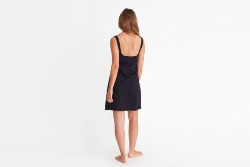Praguevogue.shope5f9111b02 2