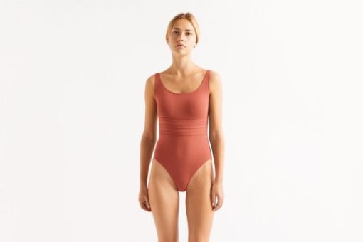 Praguevogue.shope9c854b1d8 1