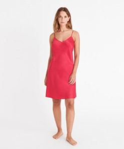 Praguevogue.shopee3e48db06 1