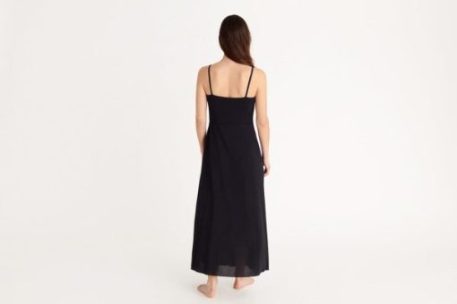 Praguevogue.shopf49b4c6238 2